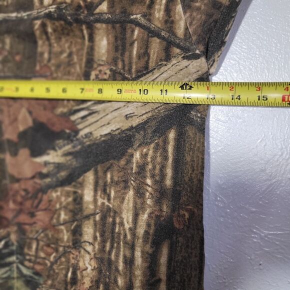 Mossy Oak Breakup Infinity Camo T-Shirt - Girls' Medium - Picture 4 of 5